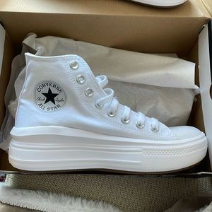 Chuck Taylor All Star Move Platform Sneakers. Never been worn w/ tags